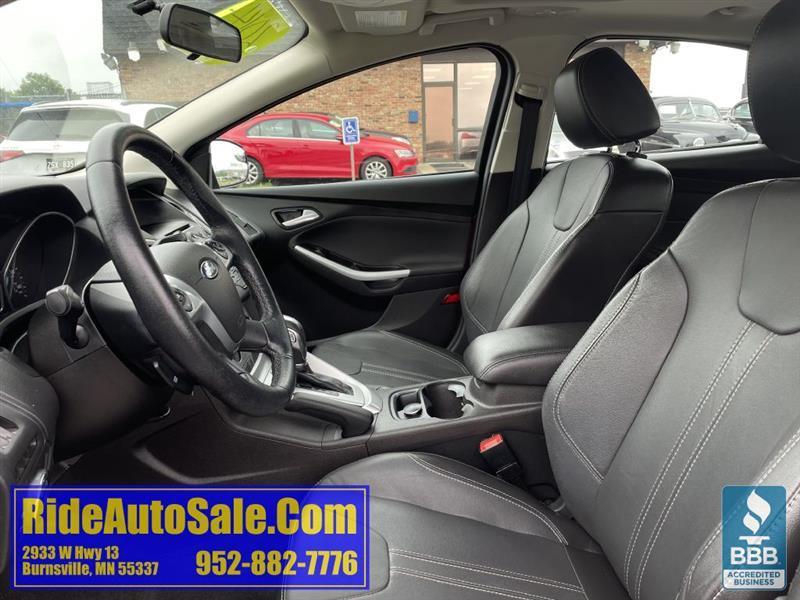Ford Focus  2014