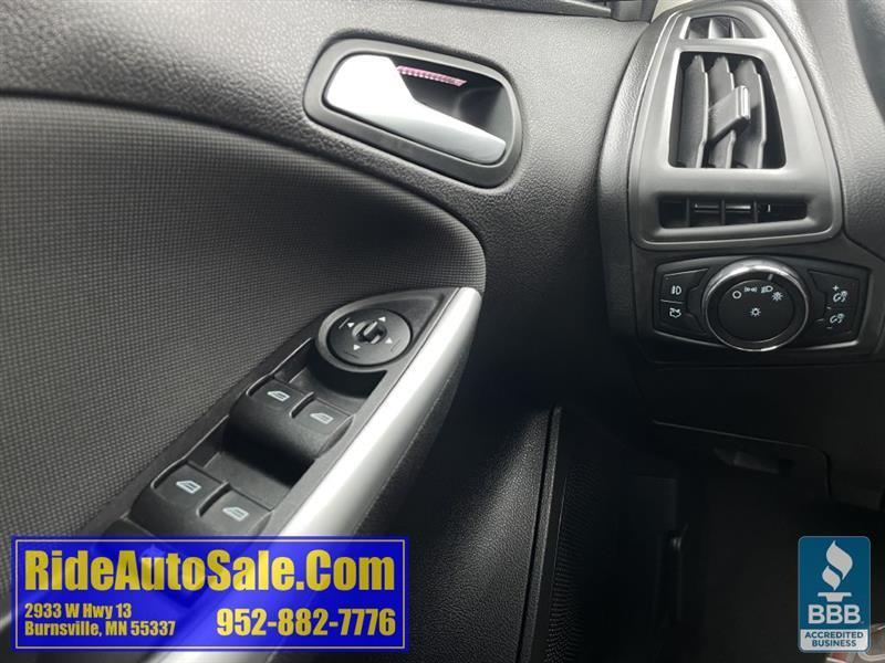Ford Focus  2014