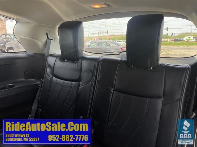 Infiniti JX35  2013