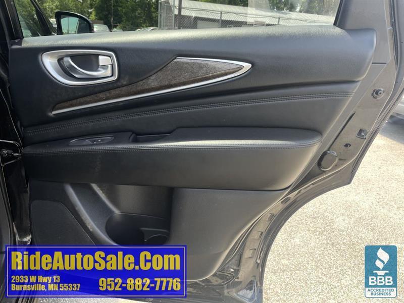 Infiniti JX35  2013