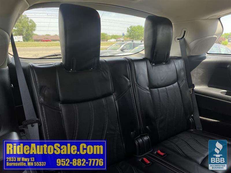 Infiniti JX35  2013
