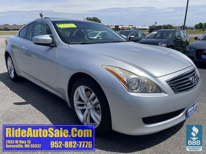Infiniti G Coupe  2010