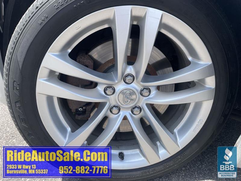 Infiniti G Coupe  2010