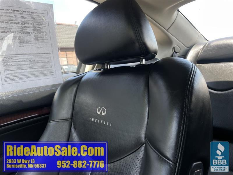 Infiniti G Coupe  2010
