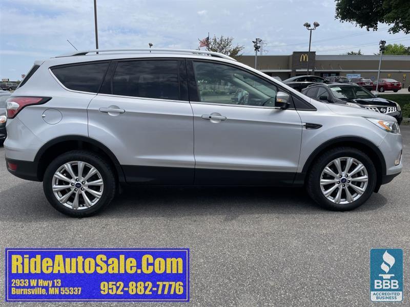Ford Escape  2017