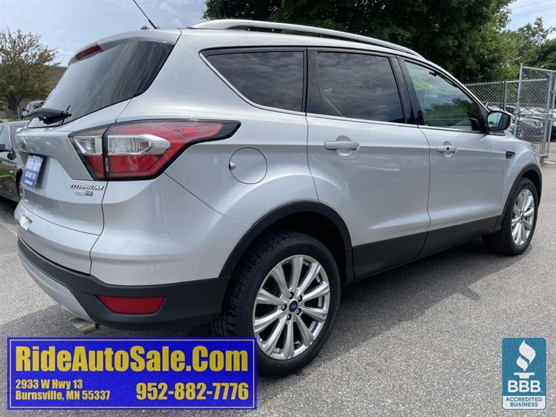 Ford Escape  2017