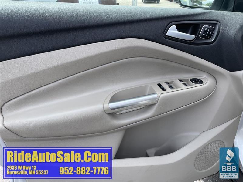 Ford Escape  2017