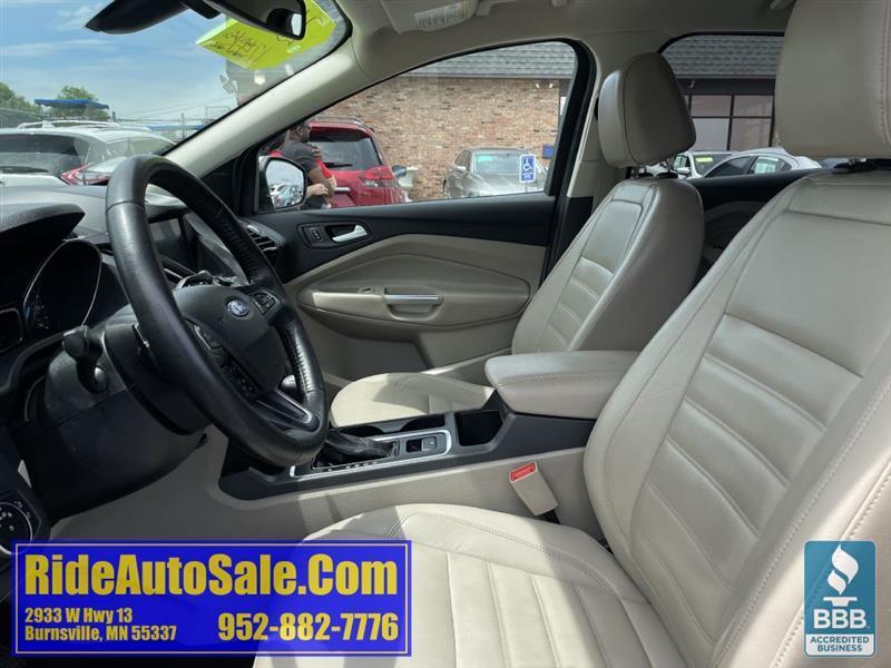 Ford Escape  2017