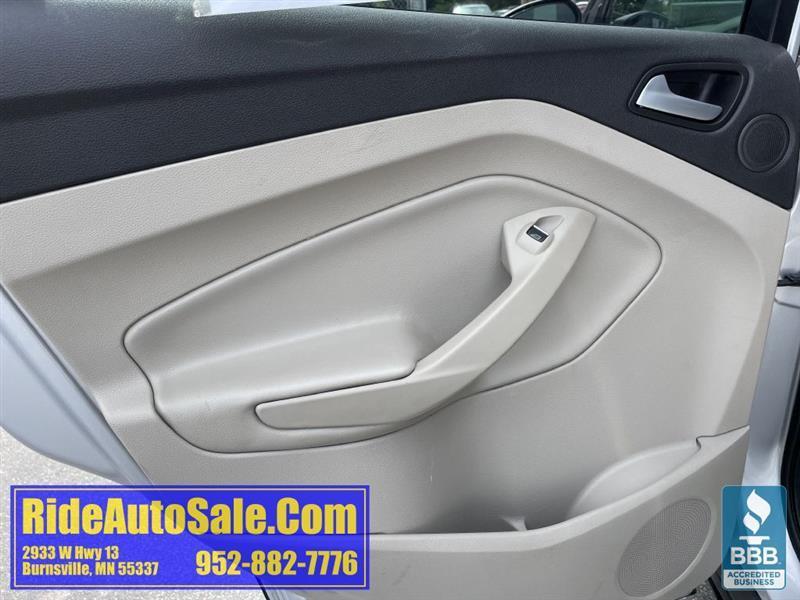 Ford Escape  2017