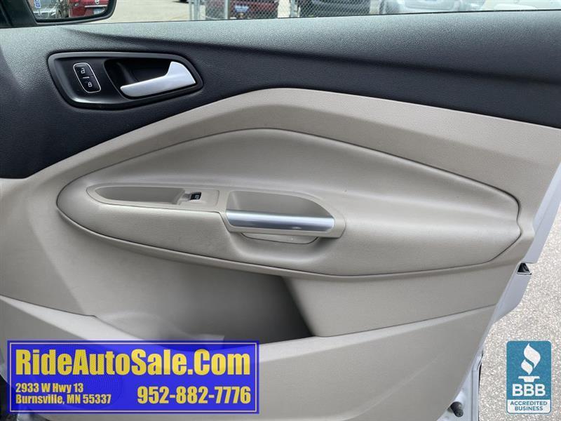 Ford Escape  2017