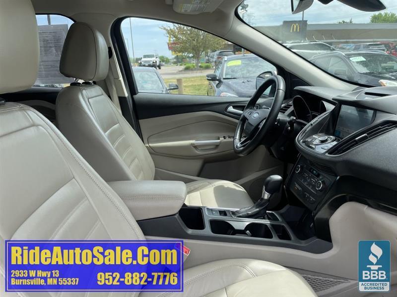 Ford Escape  2017