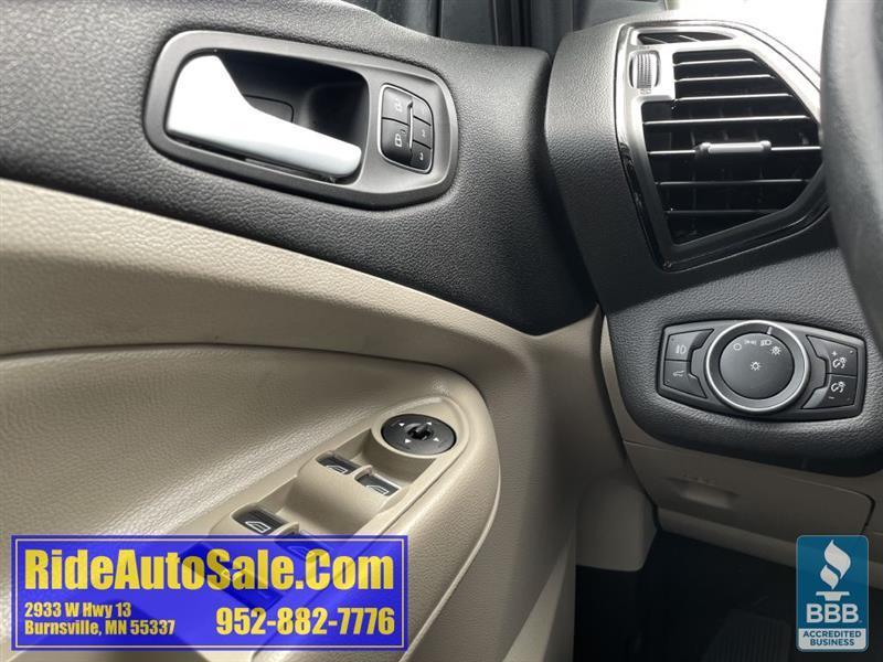 Ford Escape  2017