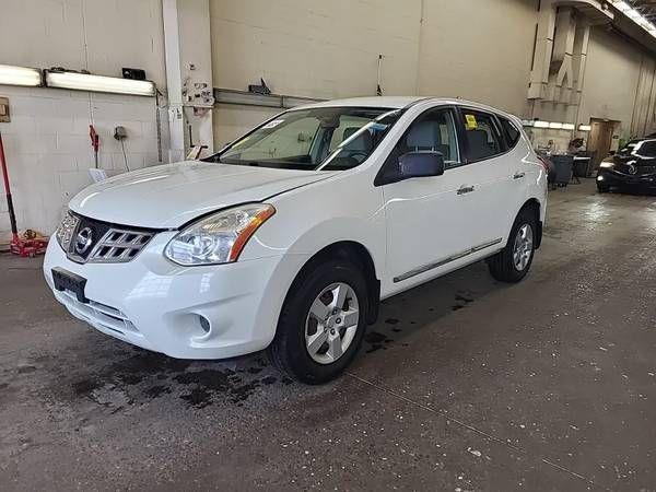 2012 Nissan Rogue S, Cross Over SUV, 2.5 4cyl, AWD, clean !