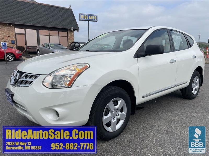 2012 Nissan Rogue S, Cross Over SUV, 2.5 4cyl, AWD, clean !