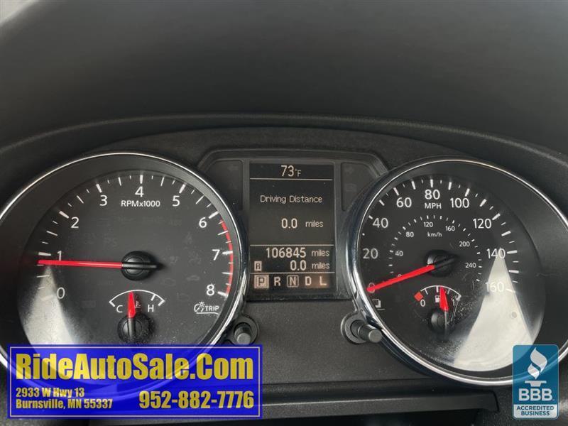 Nissan Rogue  2012