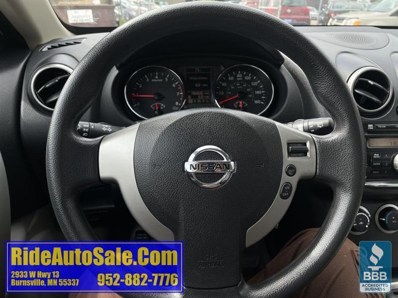 Nissan Rogue  2012