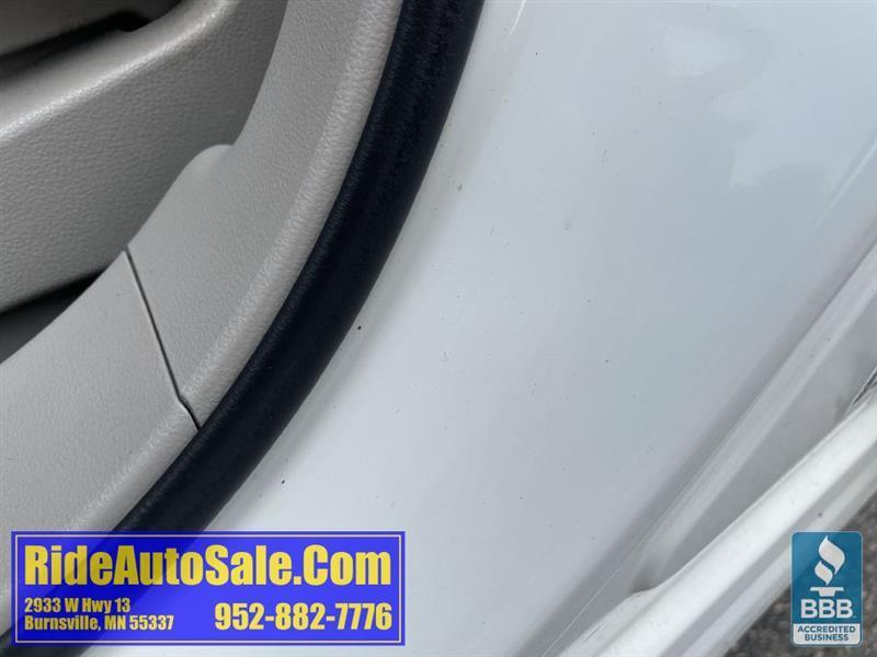 Nissan Rogue  2012
