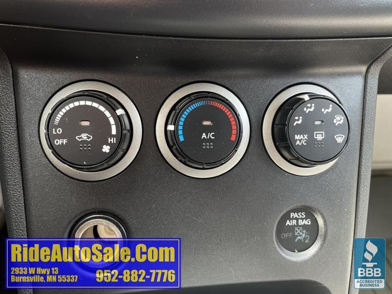 Nissan Rogue  2012