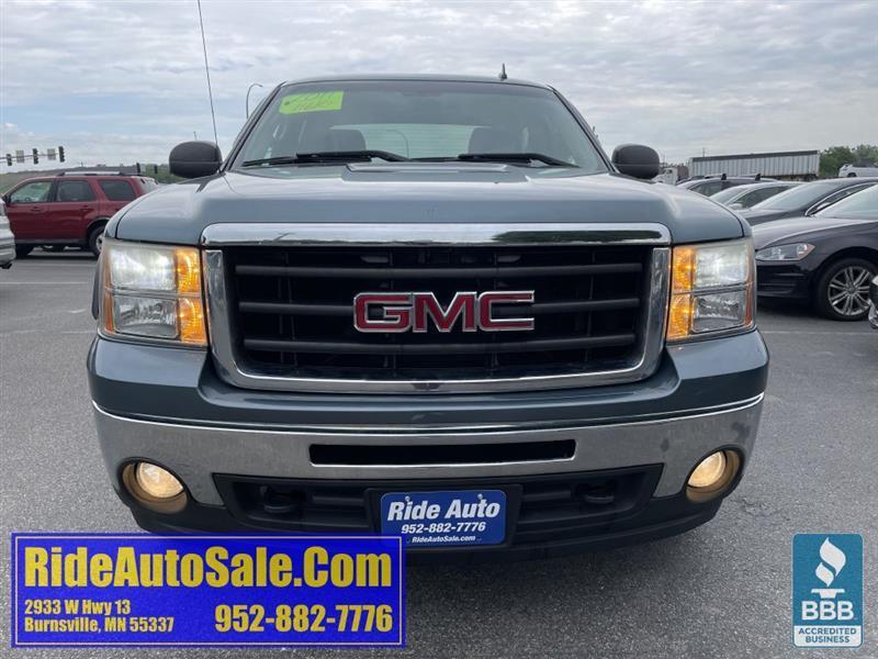 GMC Sierra  2011