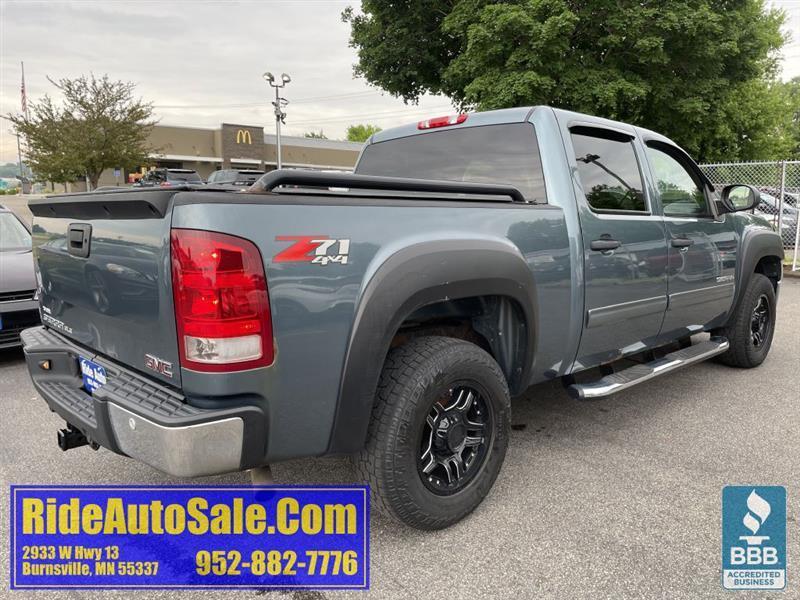 GMC Sierra  2011