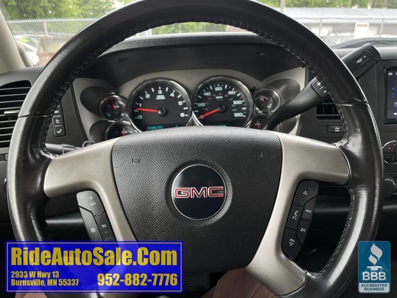 GMC Sierra  2011