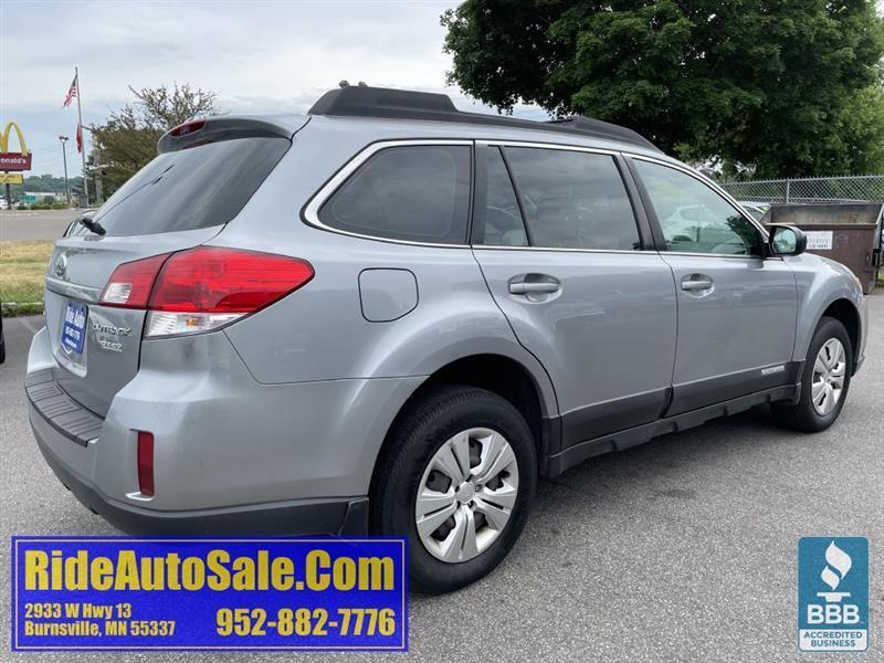 Subaru Outback  2011