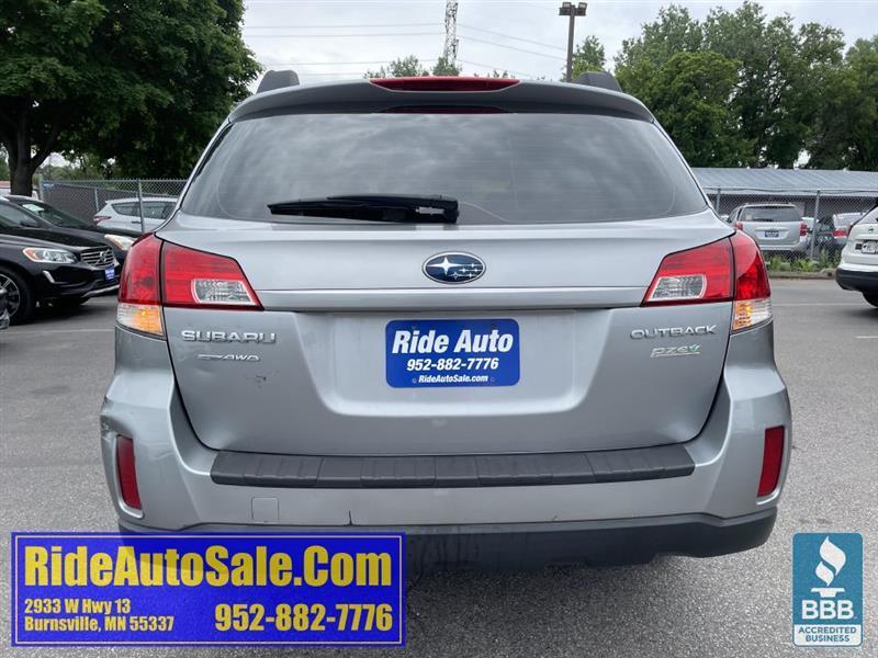 Subaru Outback  2011