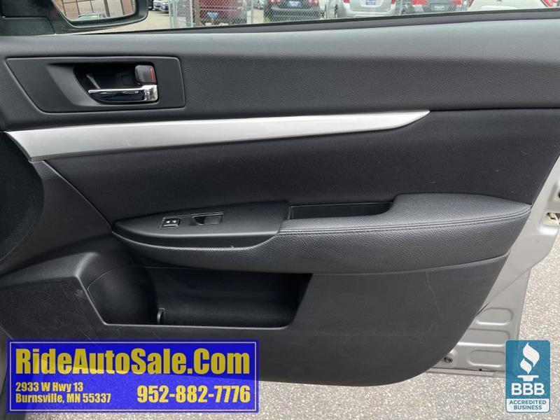 Subaru Outback  2011
