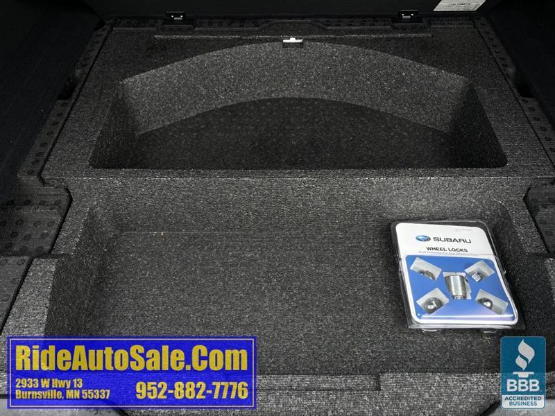 Subaru Outback  2011