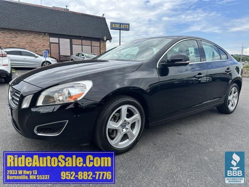 2013 Volvo S60 T5 AWD Auto's photo
