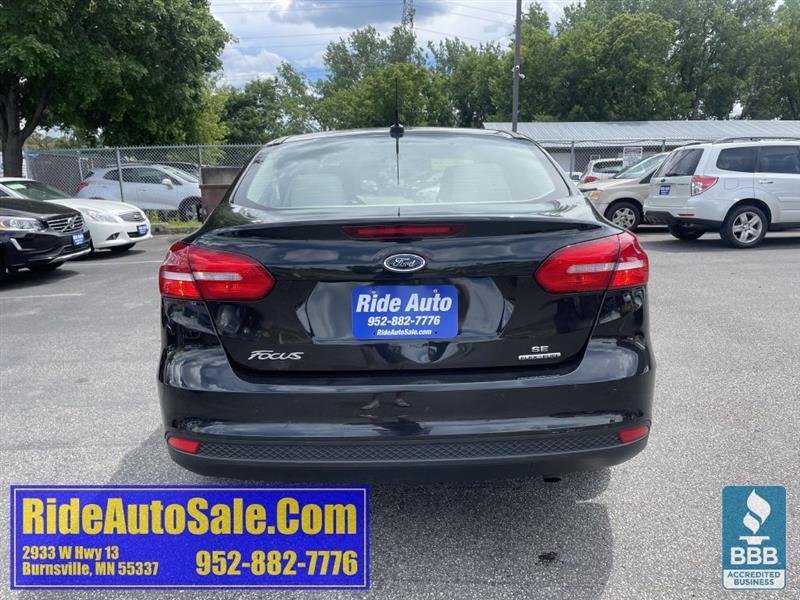 Ford Focus  2015