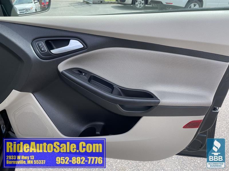 Ford Focus  2015