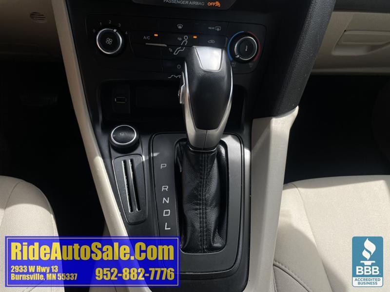 Ford Focus  2015