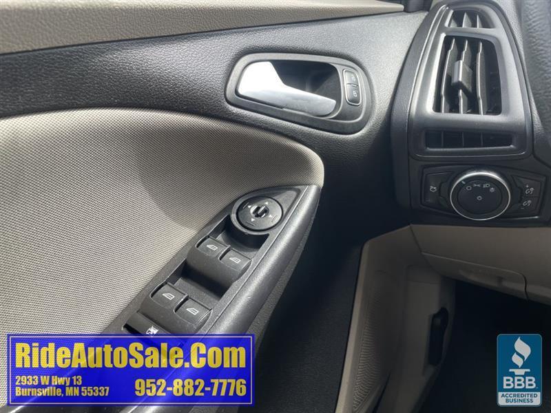 Ford Focus  2015