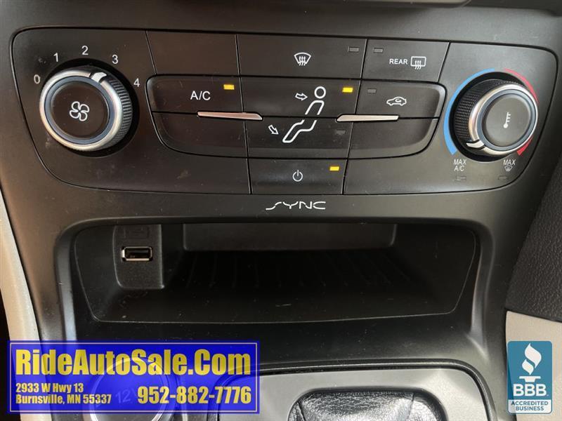 Ford Focus  2015