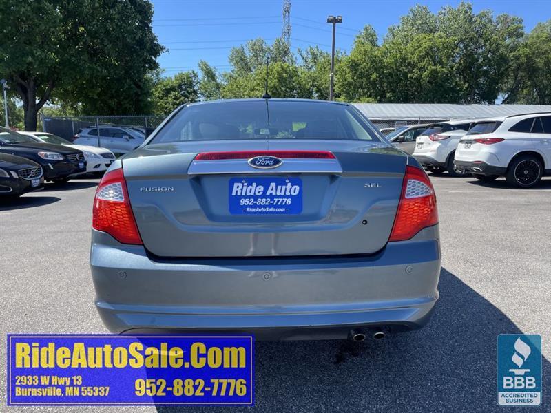 Ford Fusion  2012