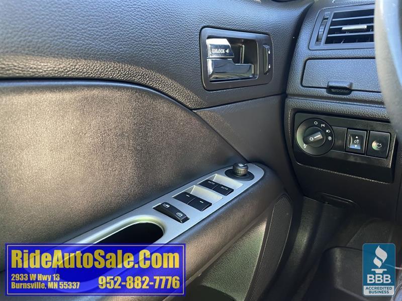 Ford Fusion  2012