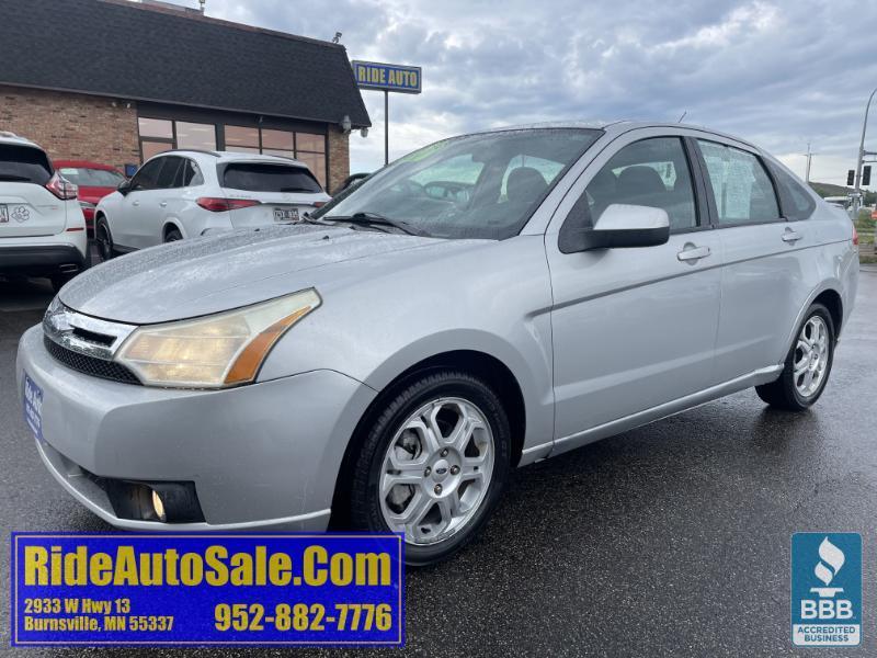 2009 Ford Focus SES, 4dr sedan, reliable 2.0 4cyl, Auto !