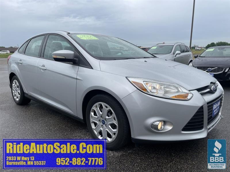 Ford Focus  2012