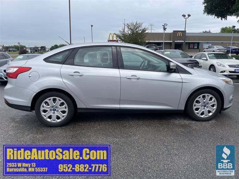 Ford Focus  2012