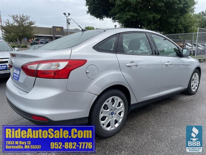 Ford Focus  2012