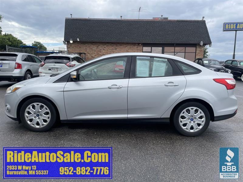 Ford Focus  2012