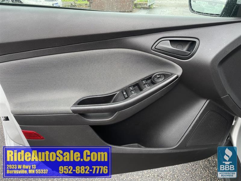 Ford Focus  2012