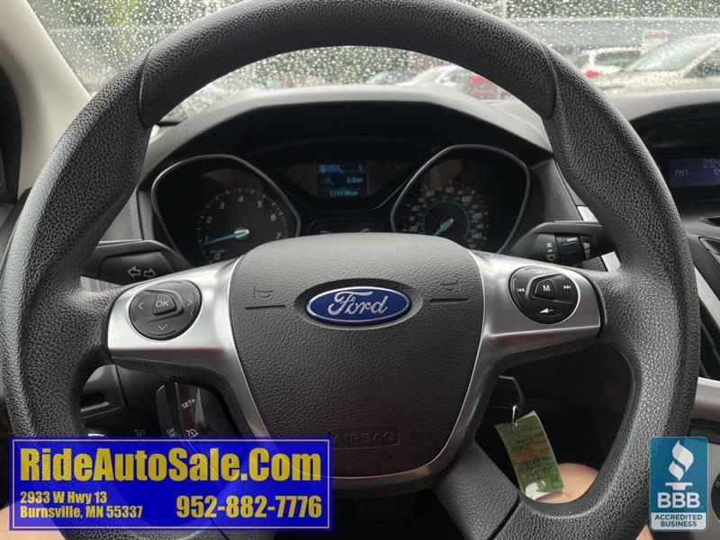 Ford Focus  2012