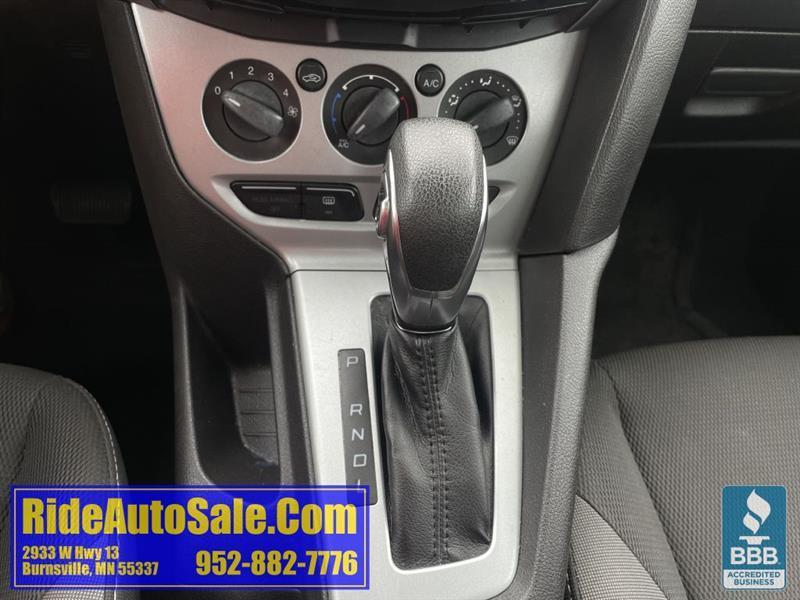Ford Focus  2012