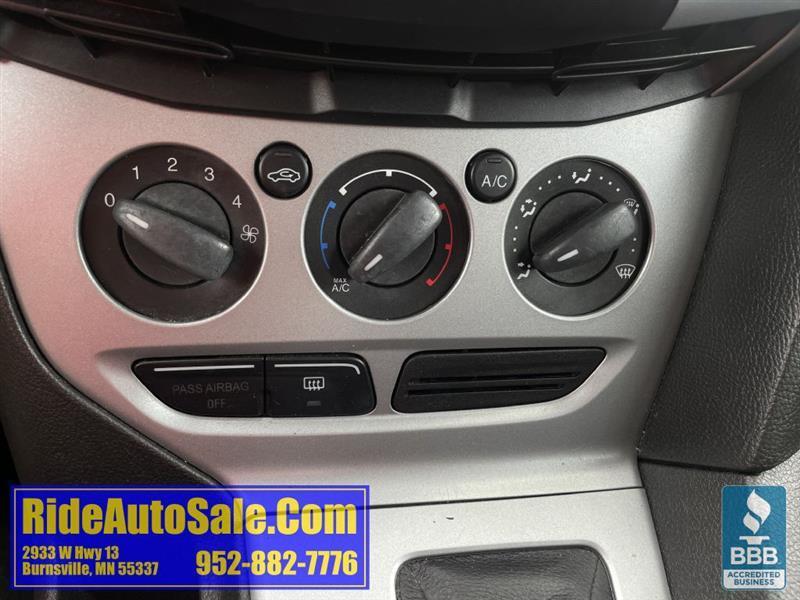 Ford Focus  2012