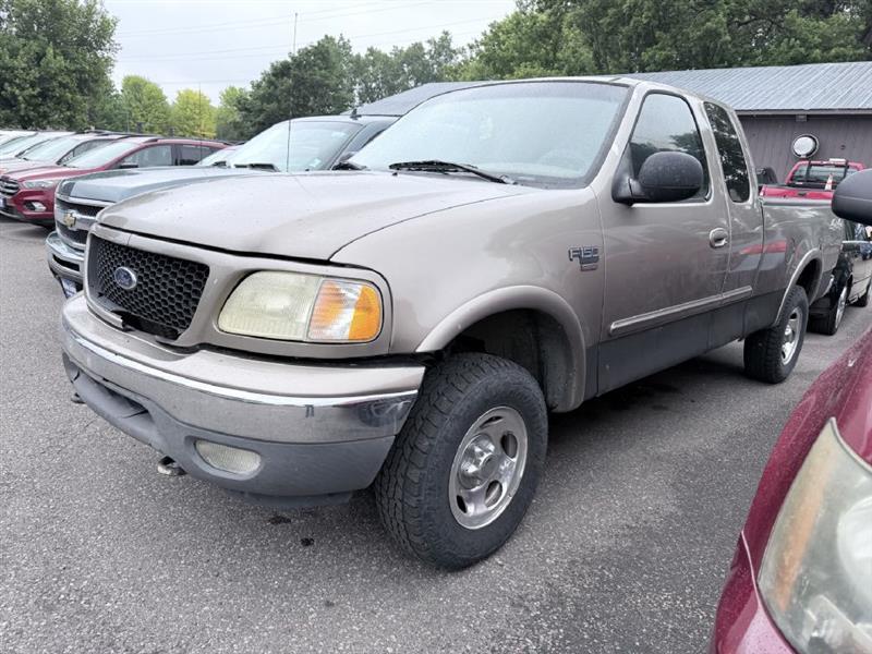 2002 Ford F-150 Lariat SuperCab Long Bed 4WD
