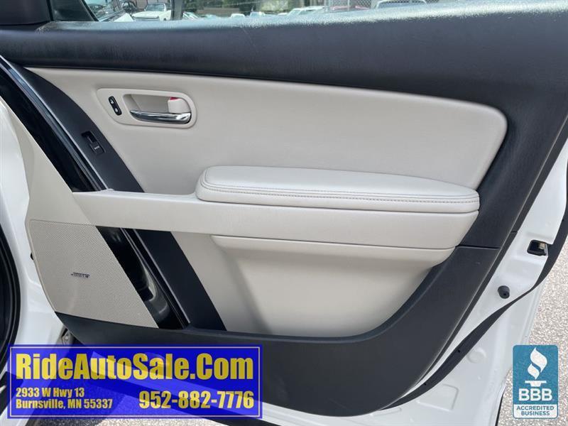 Mazda CX-9  2012