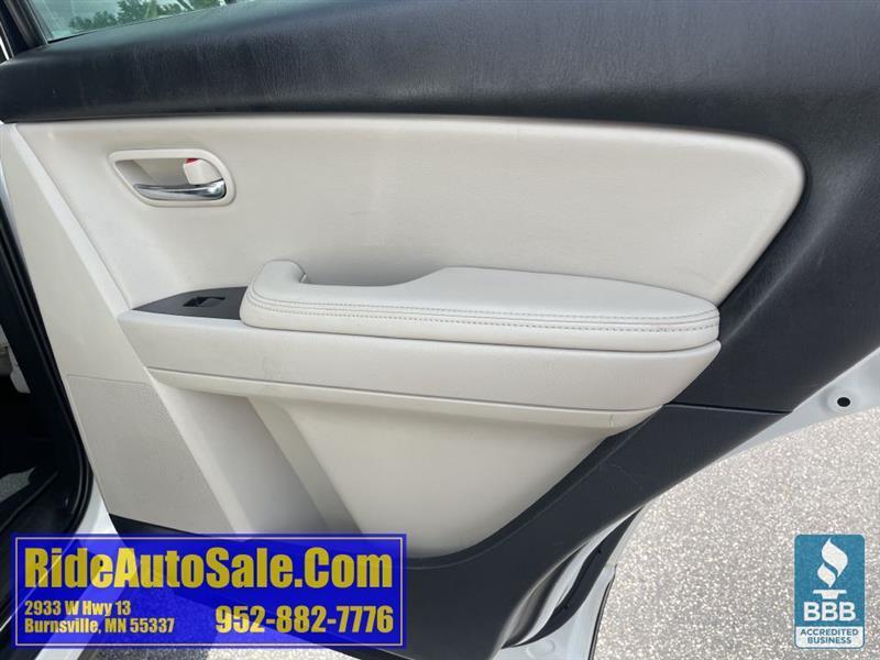 Mazda CX-9  2012