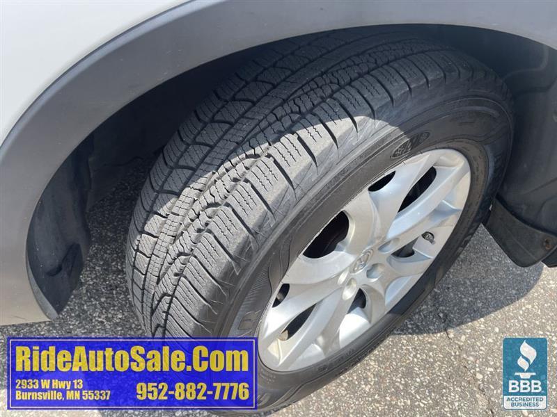 Mazda CX-9  2012